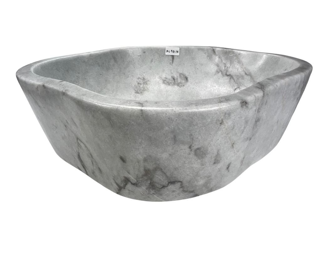 AC781N - Mármol Blanco / Grisaceo Irregular Liso - 49.5 x 39 x 15