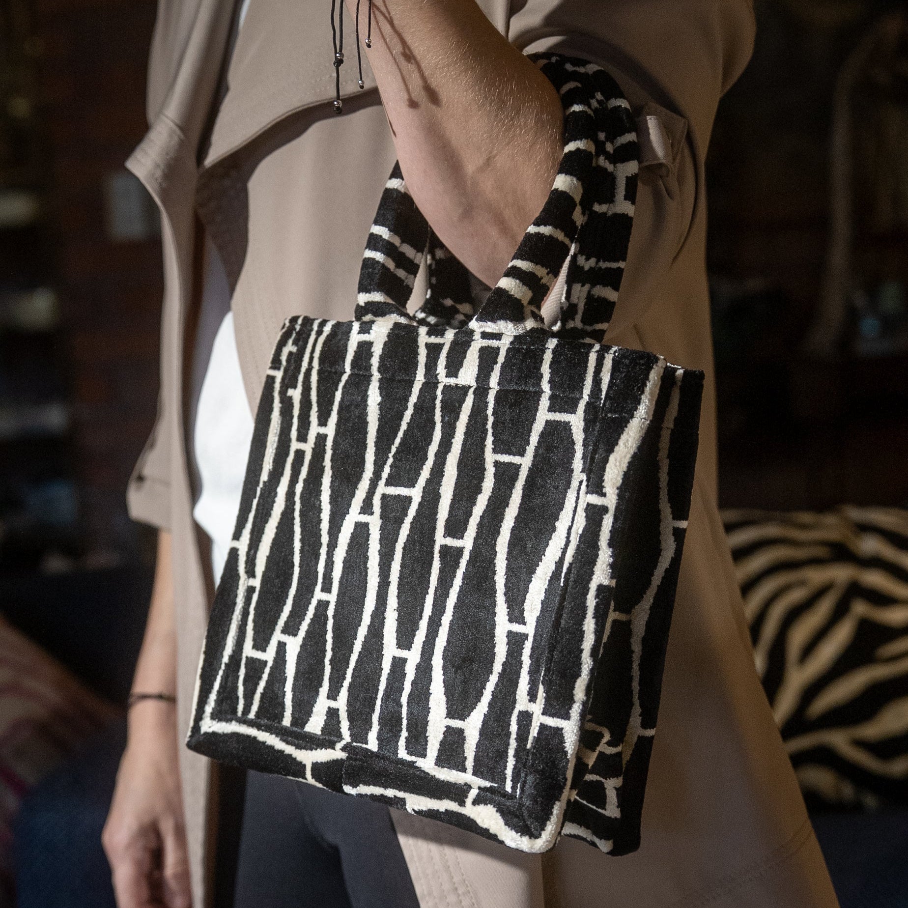 Silk Velvet - Bolsa Tote Chica