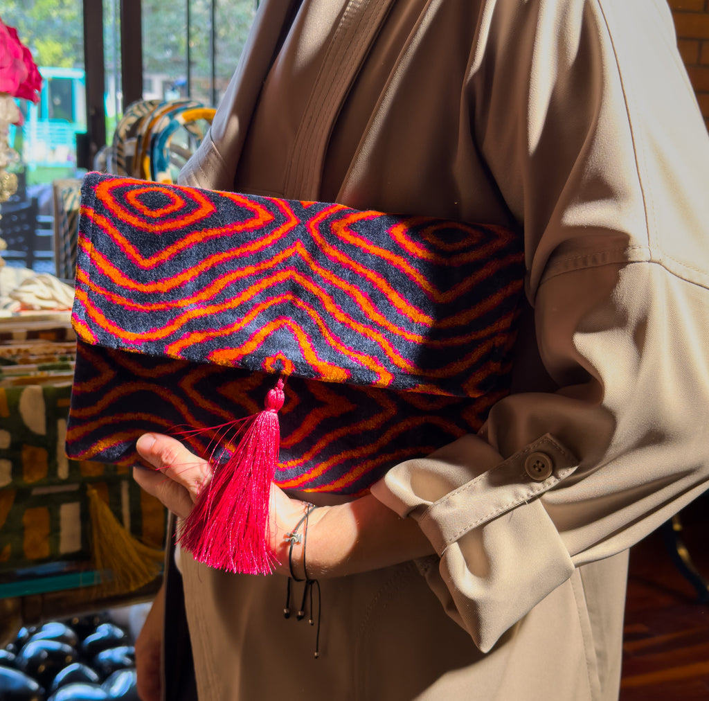 Silk Velvet - Clutch