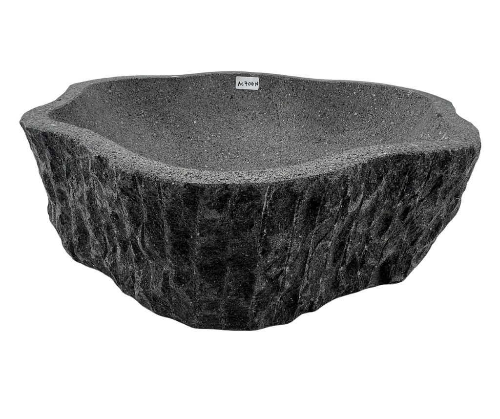 AC706N  - Volcánica Gris Irregular Raw - 50 x 41 x 16