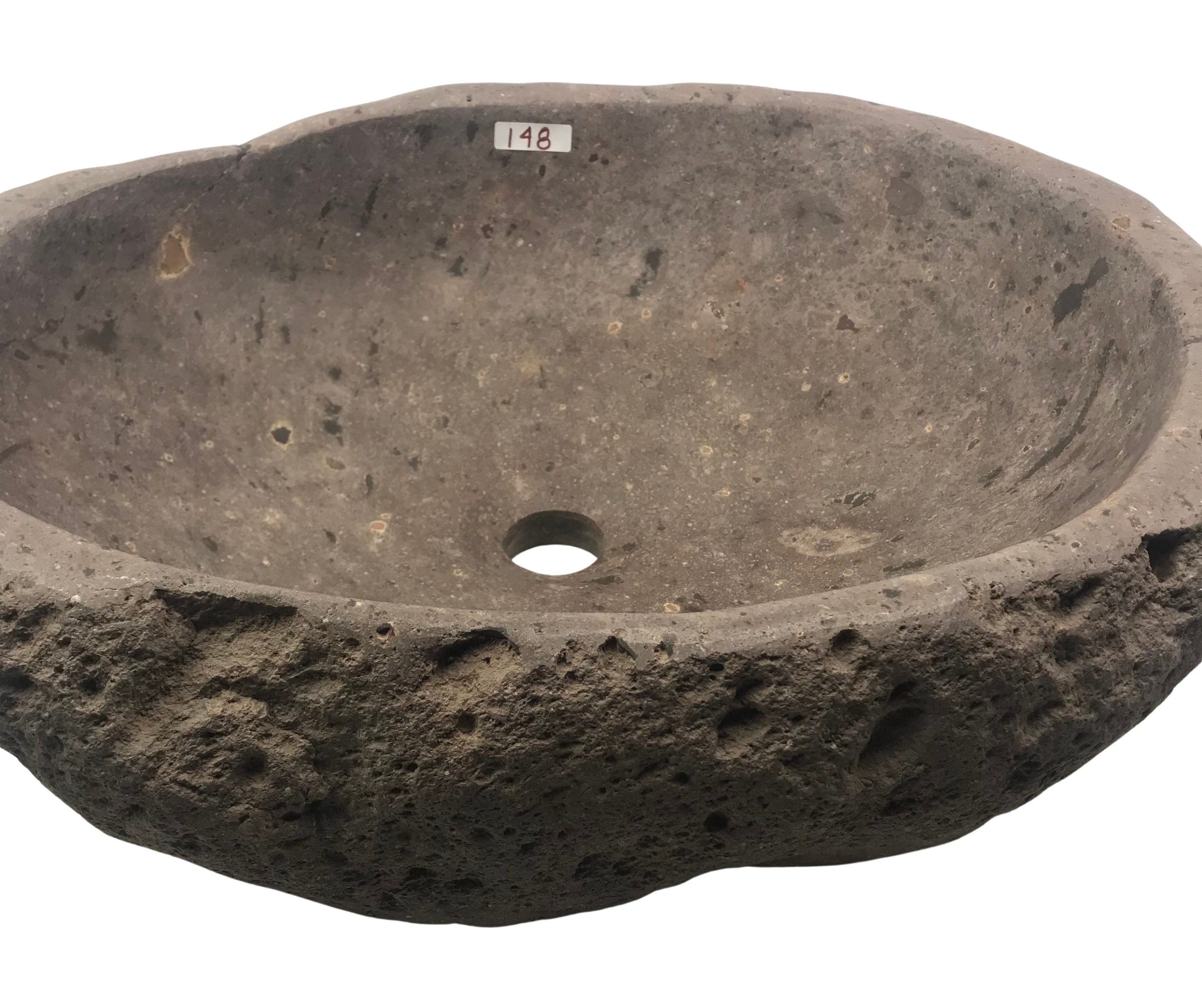148 - Volcánica - 53 x 46 x 14