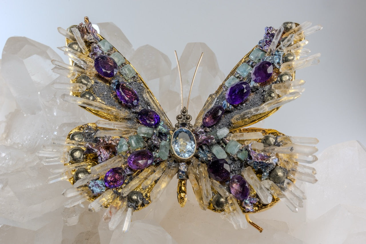 Mariposa Grande con Amatistas