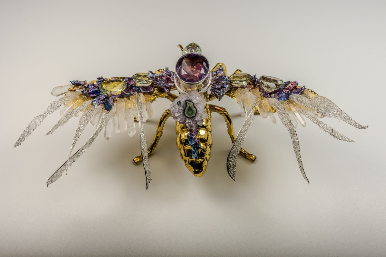 Abeja Grande Lila con Amarillo