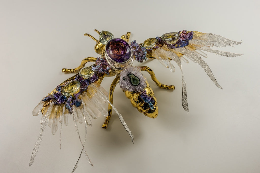 Abeja Grande Lila con Amarillo