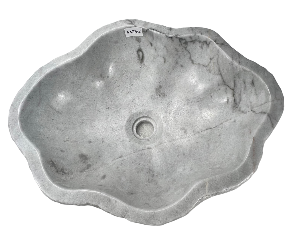 AC775N - Mármol Blanco / Grisaceo Irregular Raw - 51 x 40.5 x 16